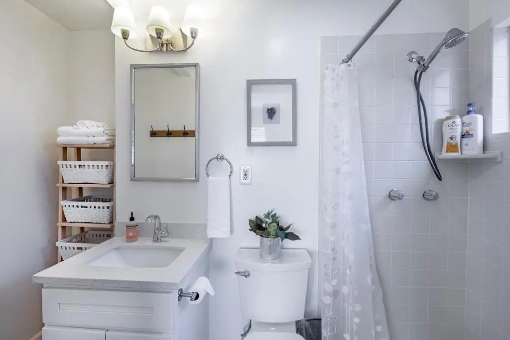 @ Marbella Lane - Seaside Retreat Laundry + P
