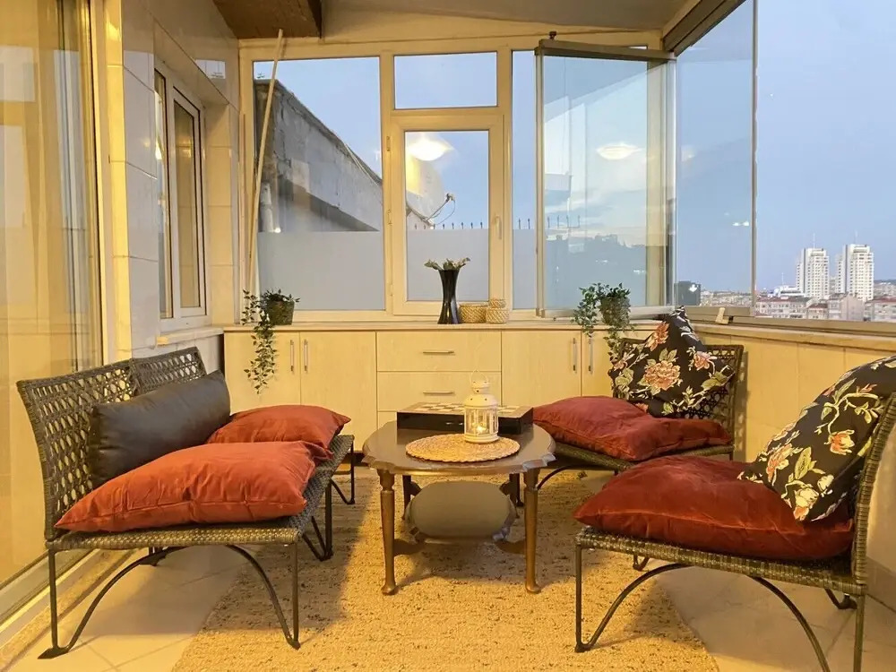 Missafir Sleek Flat in Nisantasi With Terrace