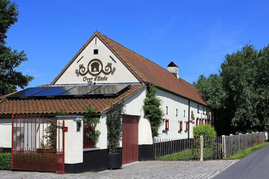 Bed  Breakfast Over DEede