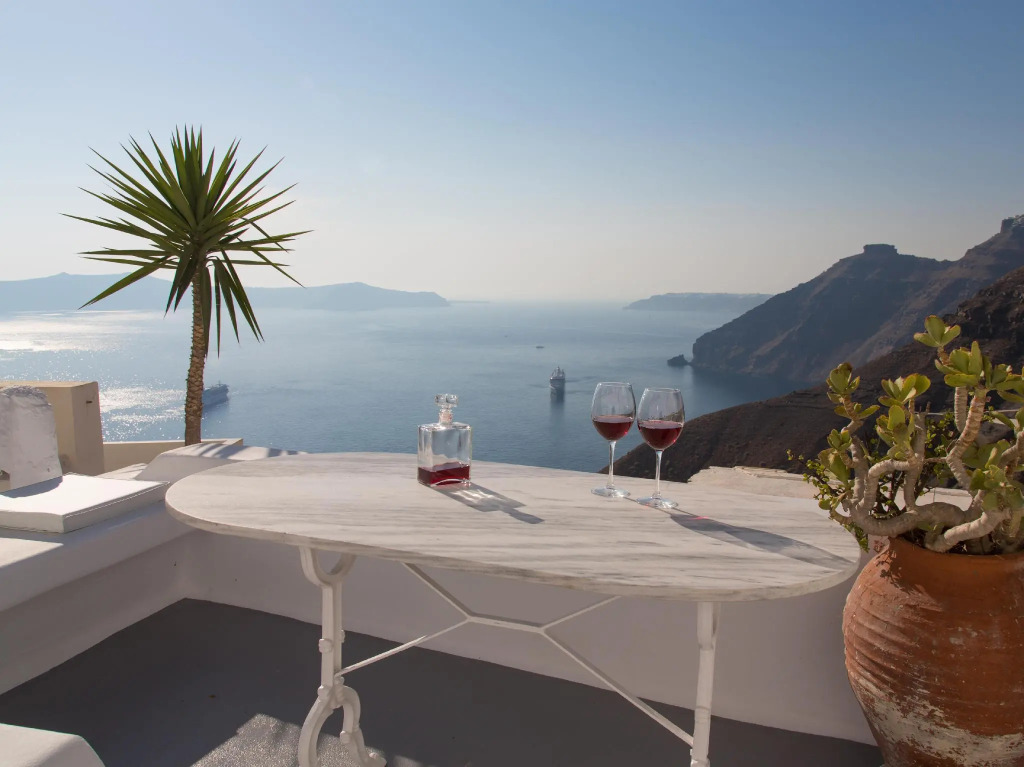 Trieris Villa & Suites