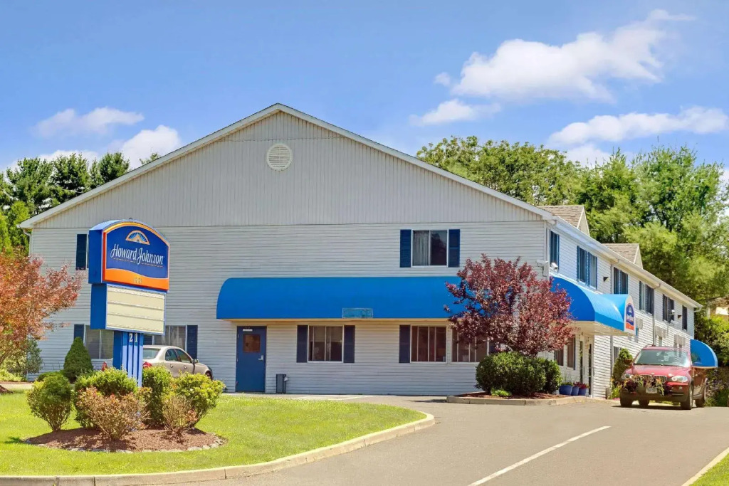 Motel 6 Bethel, CT - Danbury