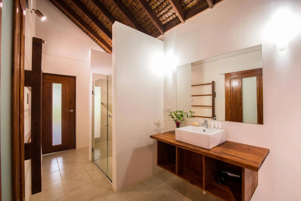 Barrier Beach Resort