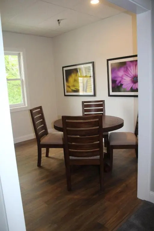 Highridge Suite