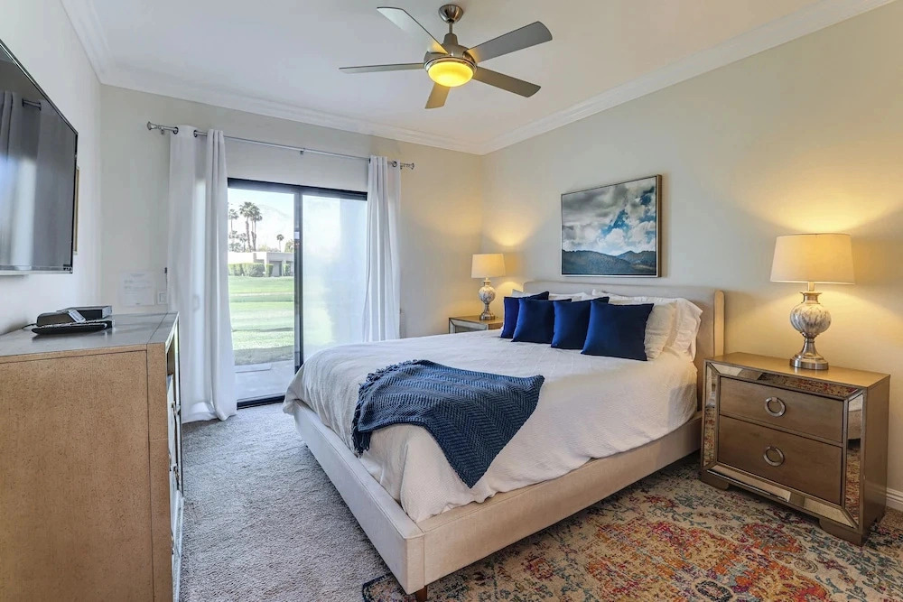Community Perks! Golfers Oasis in Cathedral City