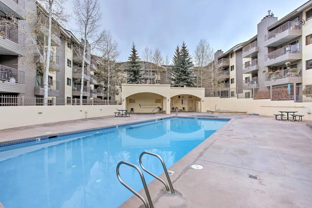 Colorado Escape w/ Pool Access & Mountain Views!