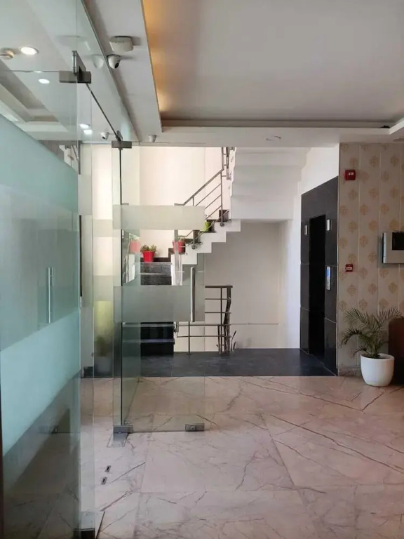 Hotel Florence and Banquets By Elite Sol