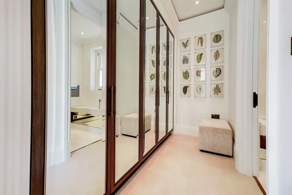 2 Bedroom Flat With Balcony