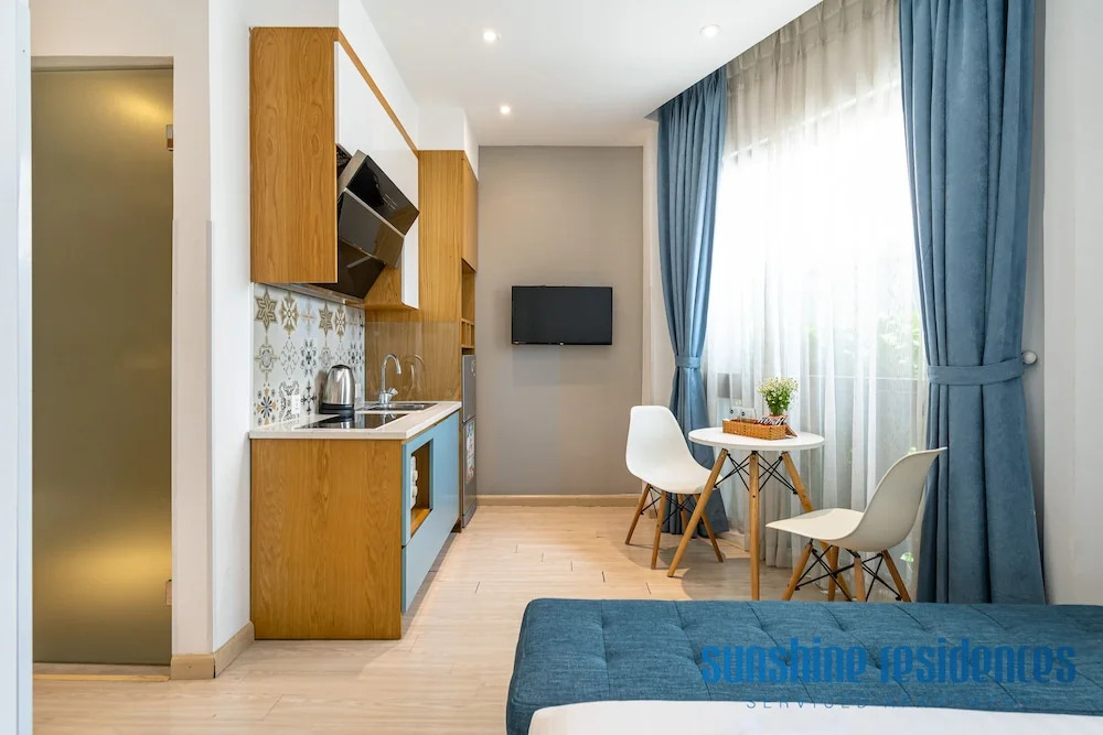 City House Apartment - Sunshine Residence