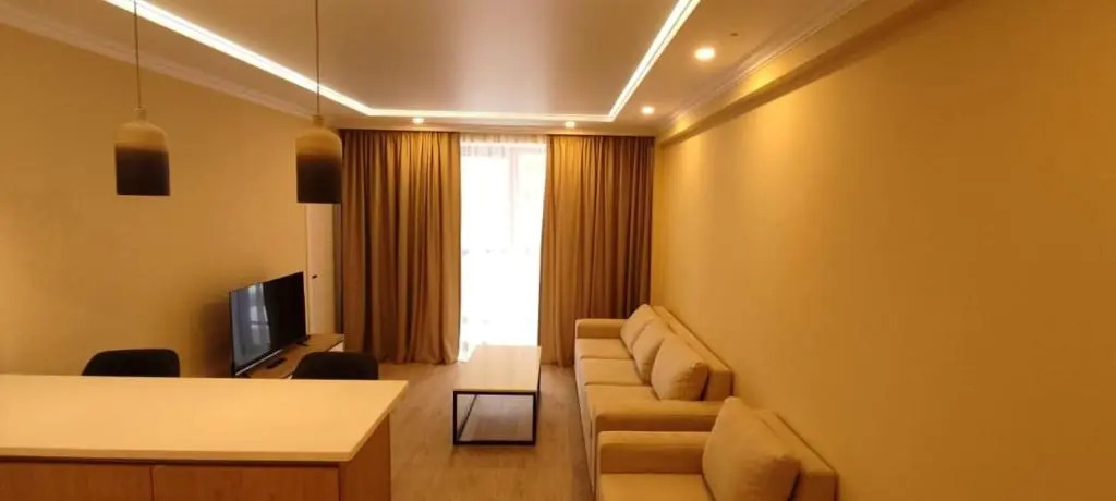 Evdo Apartments F4 Wooden Room