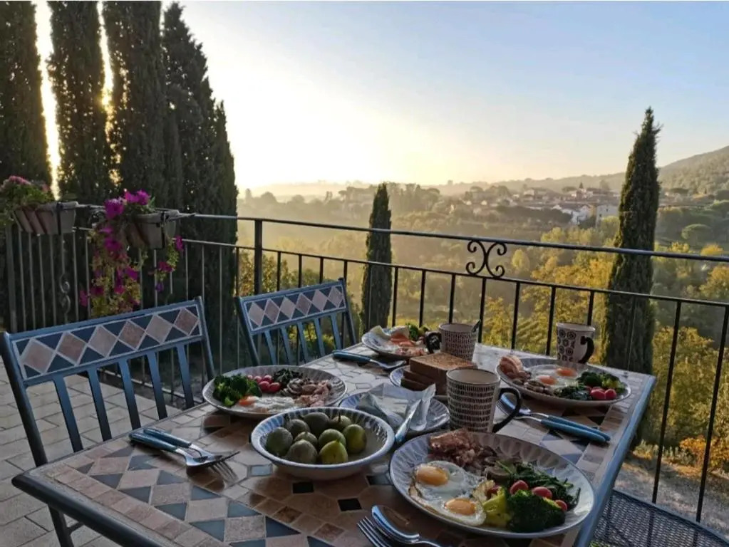 GLI ALBERI apartment with view