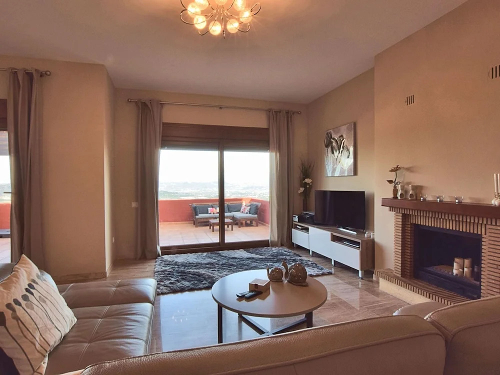 Villa in Alhaurin near Torremolinos Beach