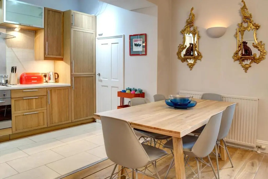 7 Lansdown - By Luxury Apartments
