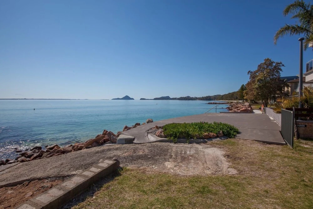 Sandy Point Road 3/38, Yacaaba
