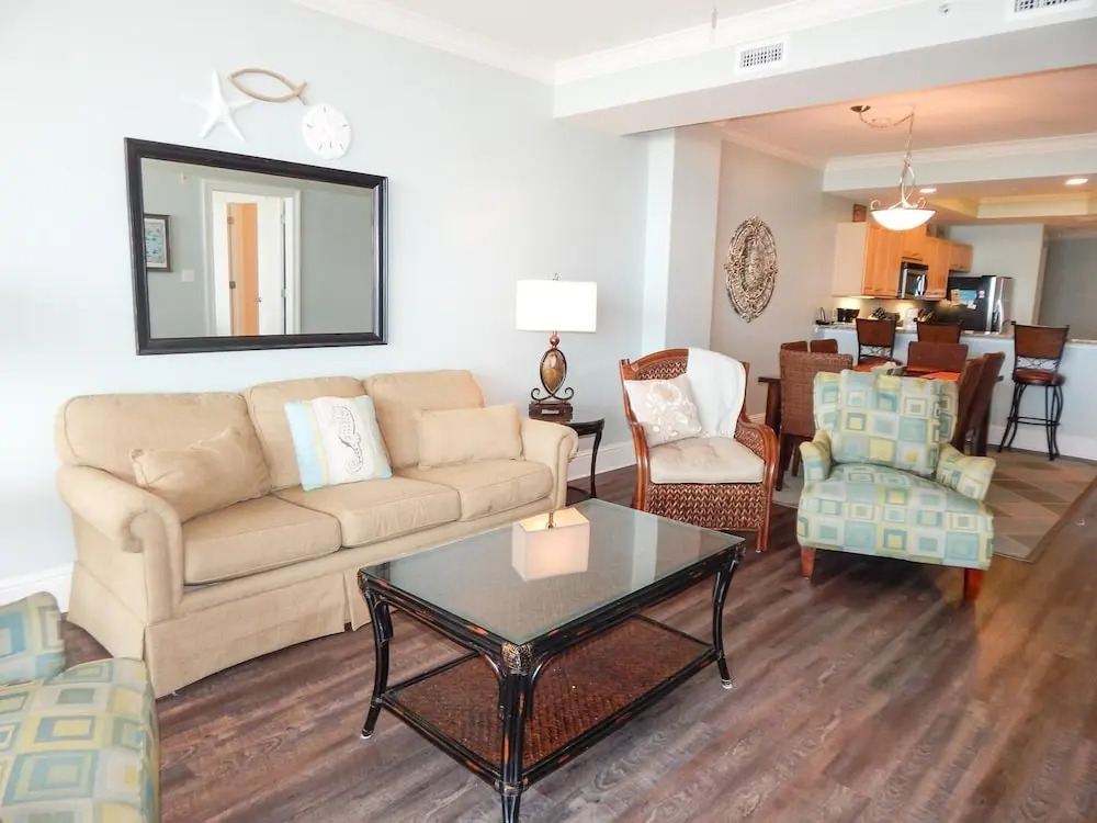 714 Holiday Isle 714 - Shangri La 3 Bedroom Condo