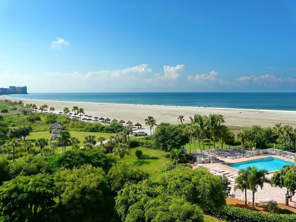 Beachfront Condo With Views of Beach and Spacious Pool