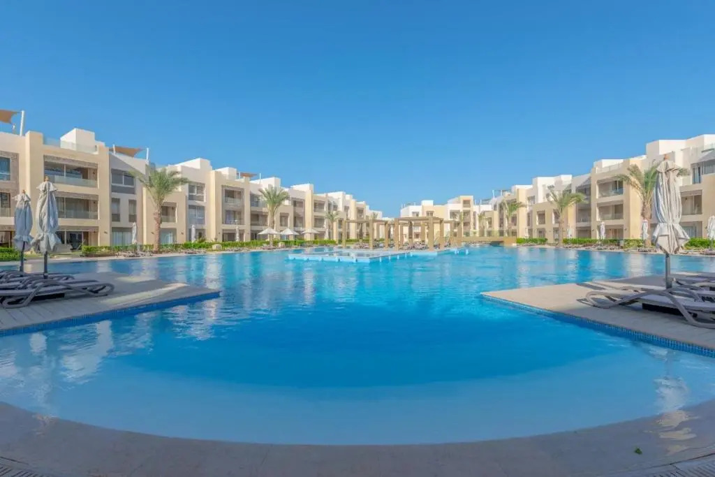 Mangroovy Stunning 3BR Ground Floor Pool & Beach