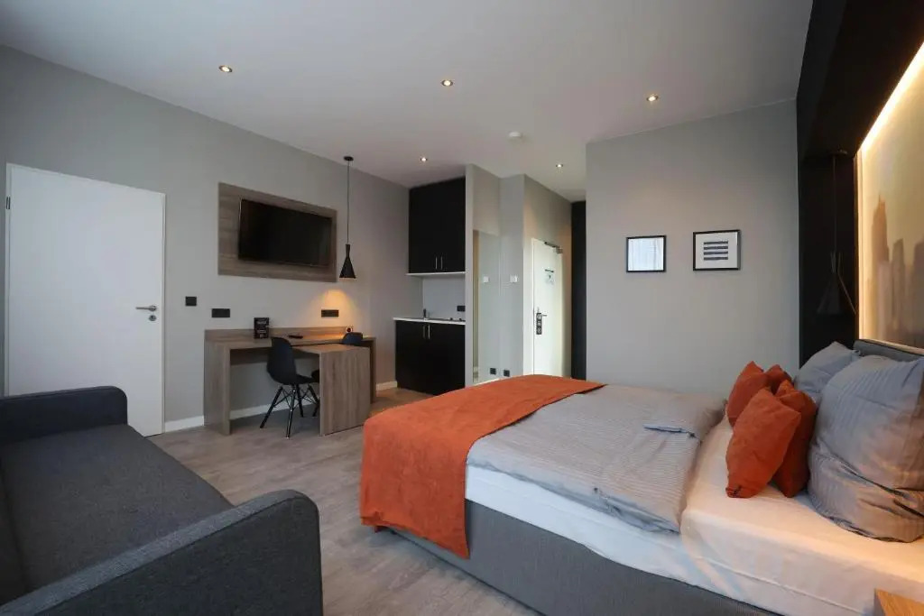 JustStay Grevenbroich Hotel & Apartments