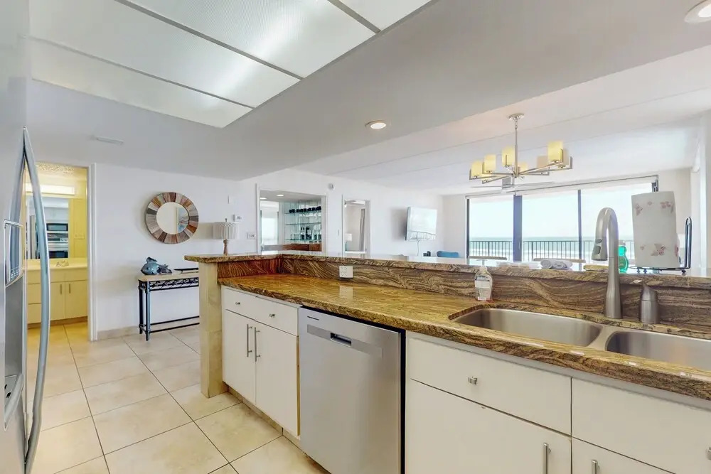 Luxe Corner 3br, Gulf View: Suntide III - Unit 410