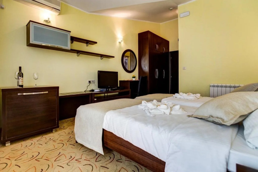 Hotel Odissey Jaz