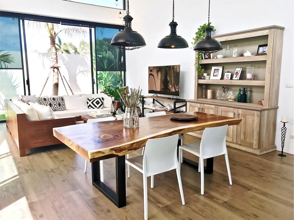 New Wonderful Villa in Nai Harn Center
