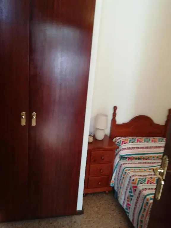 2 Dormitorios, 5 personas, Piscinas, 10 min Playa, Plaza La Nogalera