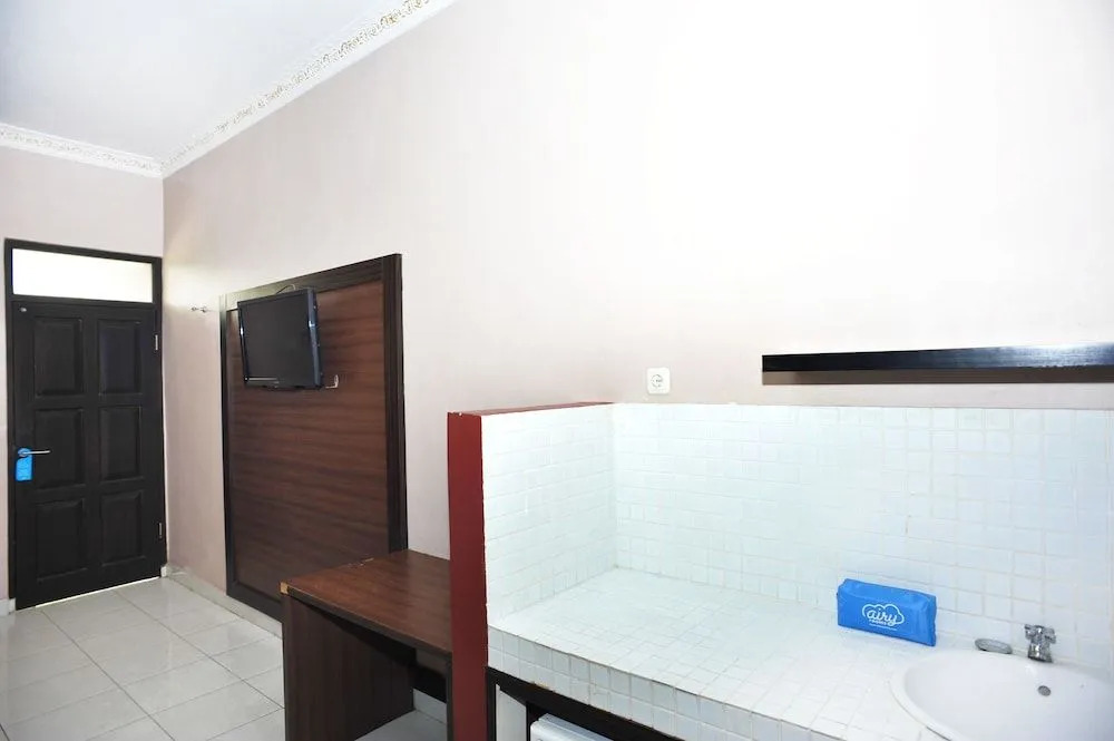 Airy Legian Dewi Sri Satu 14 Kuta Bali