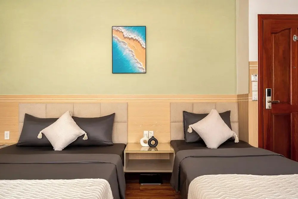 Tago Airport Hotel