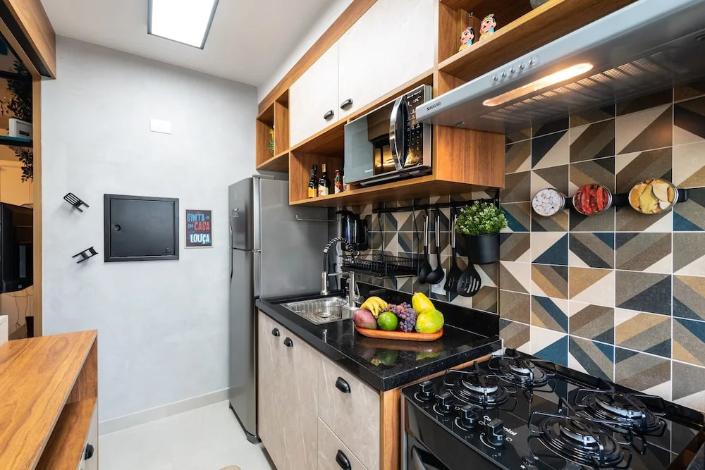 Praca Benedito Calixto - Duplex