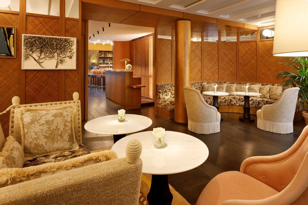 Le Belgrand Hotel Paris Champs Elysees, Tapestry By Hilton
