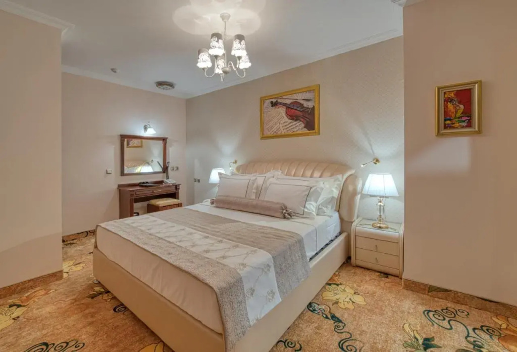 Residence Konstantina Palace