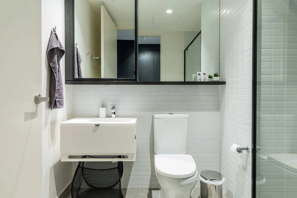 Modern 1 Bedroom in Tranquil Parklands