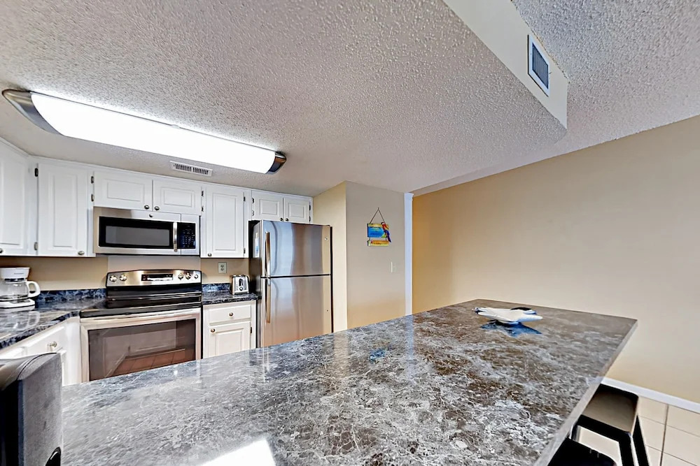 E Beach Condo #368 2 Bedrooms 2 Bathrooms Condo