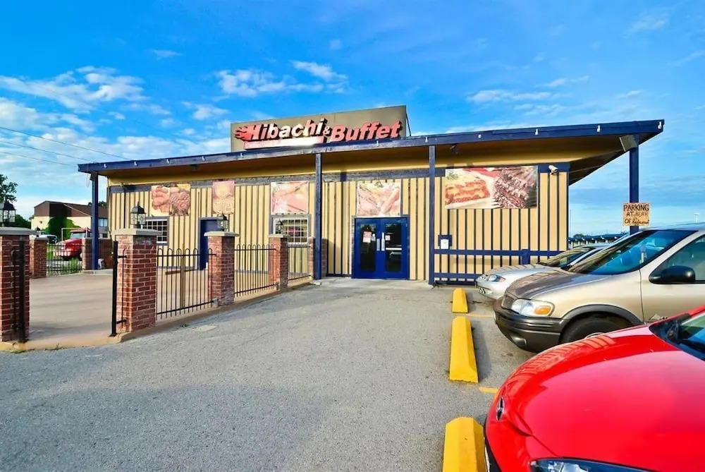 Travelers Inn