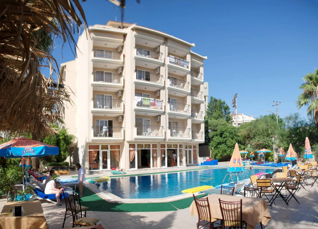 Club Dorado