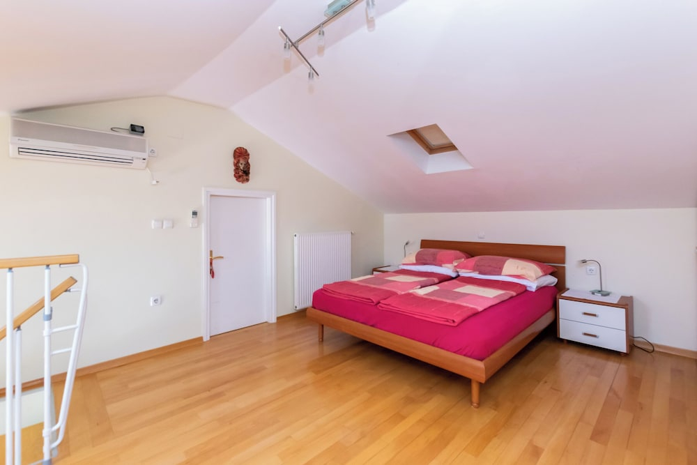 Apartments Rada i Stanislav