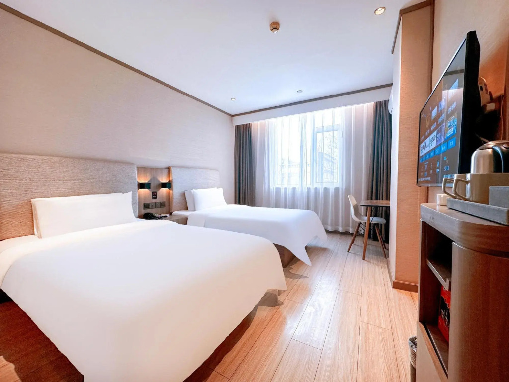 Hanting Hotel Taiyuan Kangning Street Metro Station