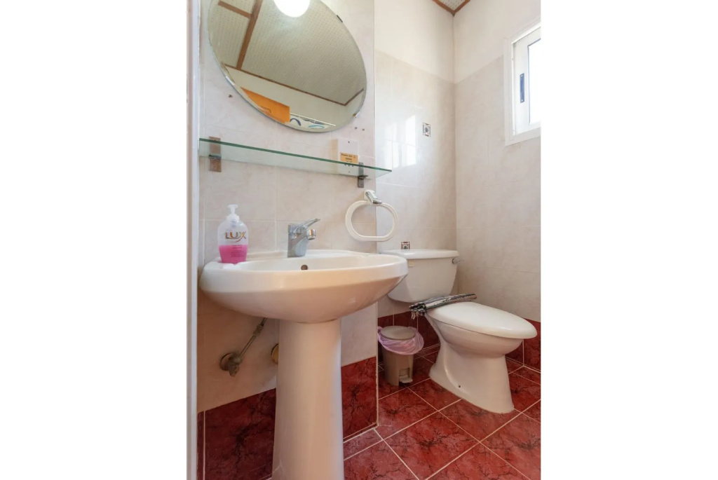 Sun Beach Villa Thio