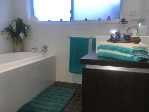 Its De-Lovety B&B