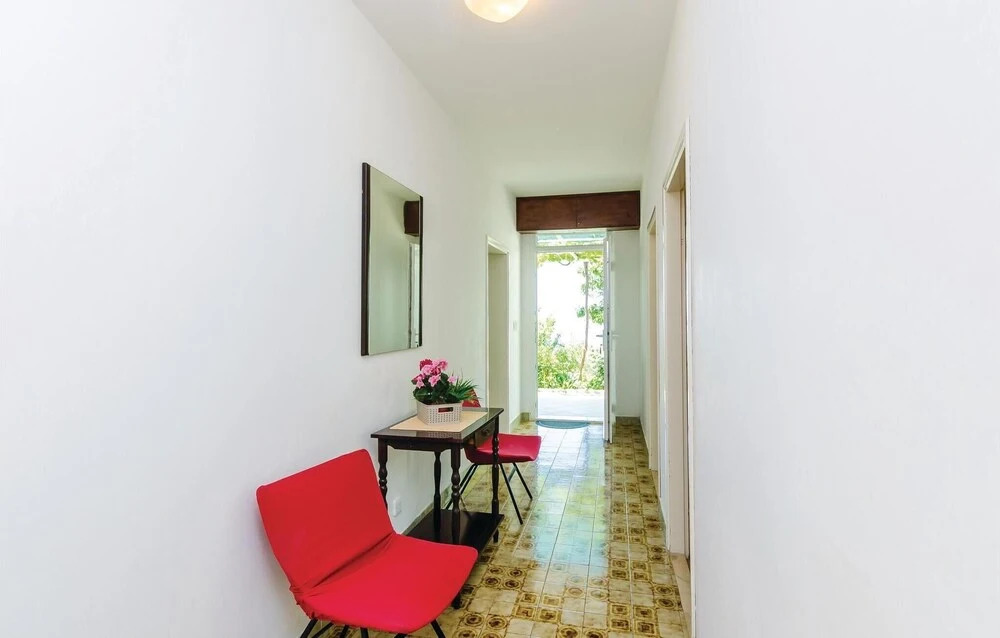 Awesome Home in Brsecine With Wifi and 3 Bedrooms