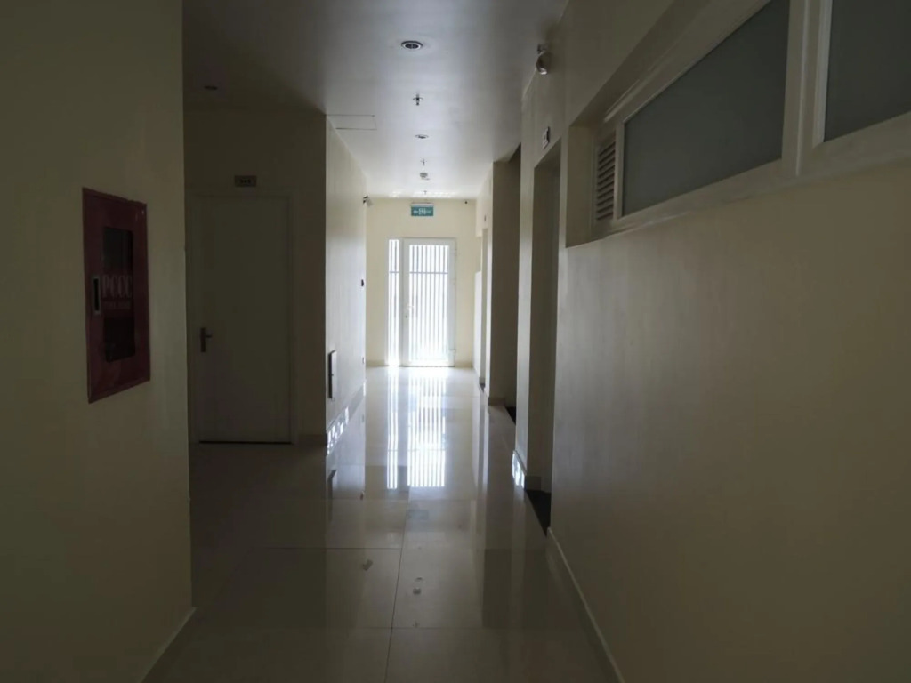 Queen Central Apartment Hotel