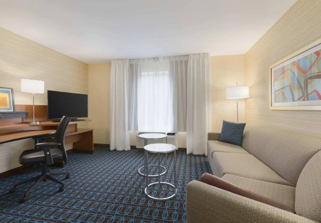 Fairfield Inn & Suites by Marriott Pittsburgh Airport/Robinson Township