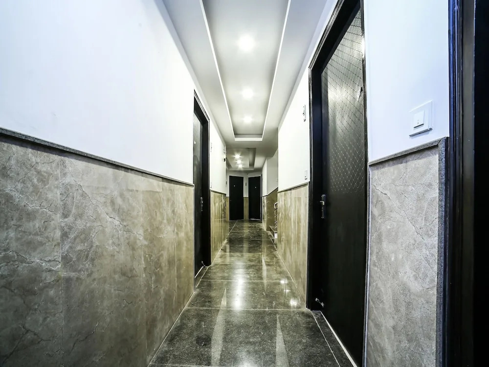 FabHotel Airport Zone Olive