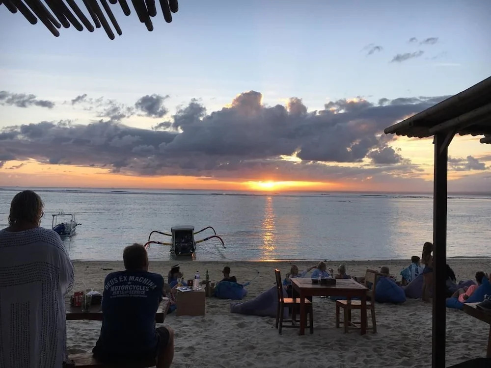 Linda Beach Hotel
