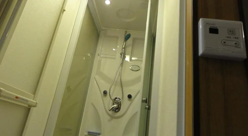 Tennoji Downtown Hostel Women Only (хостел для женщин)