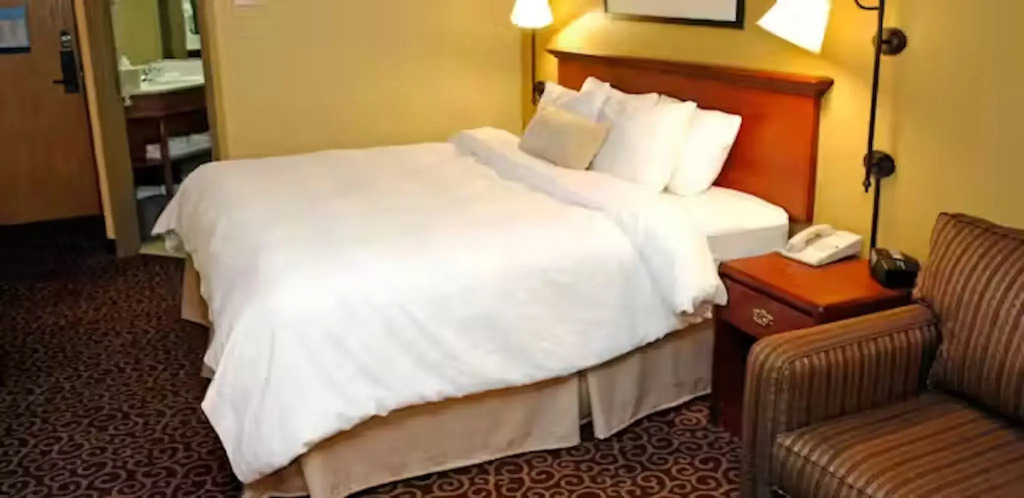 Spark by Hilton Green Bay