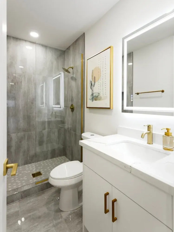 Luxe - Nouveau - Sparkling Pool - Walk to Old Town