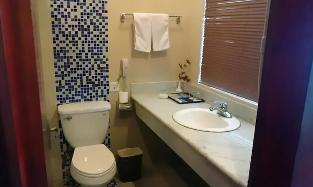 Shanghai Motel 168