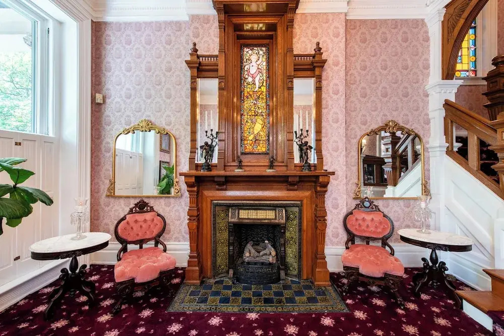Central Park Bed & Breakfast