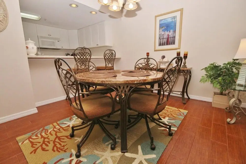 Oceanwalk 1-403 Apartment 2