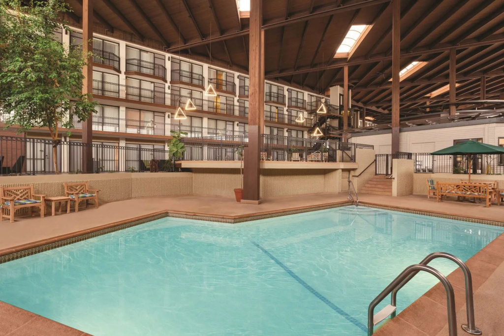 Radisson Hotel Lenexa Overland Park
